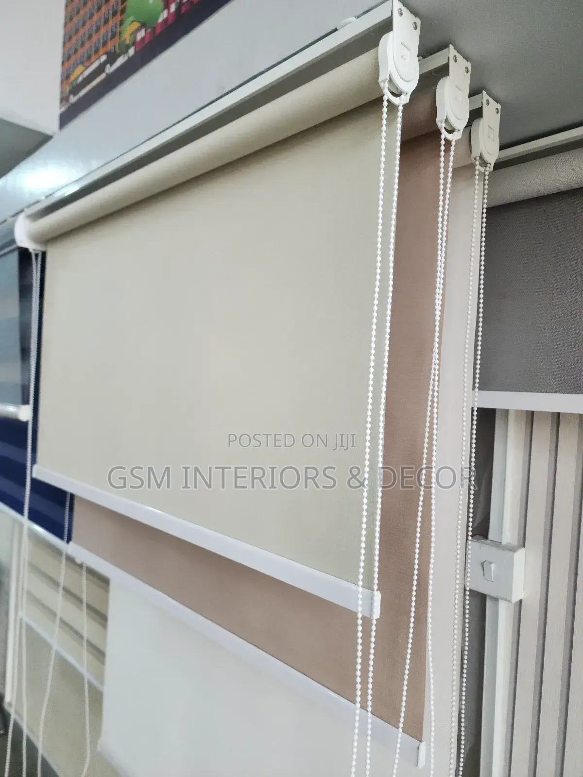 Adjustable Roller Blinds for Kitchen Space