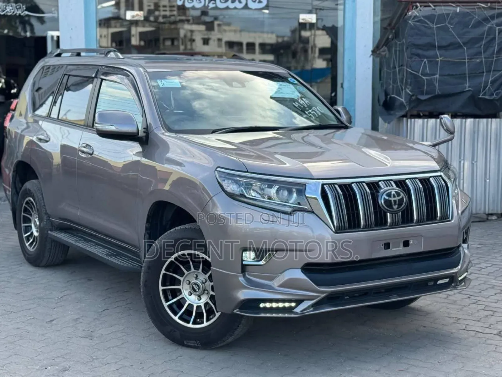 Toyota Land Cruiser Prado 2.7 2019 Gold