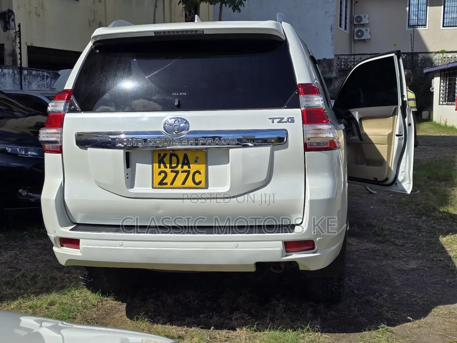 Toyota Land Cruiser Prado 2.8 D-4D 2016 White