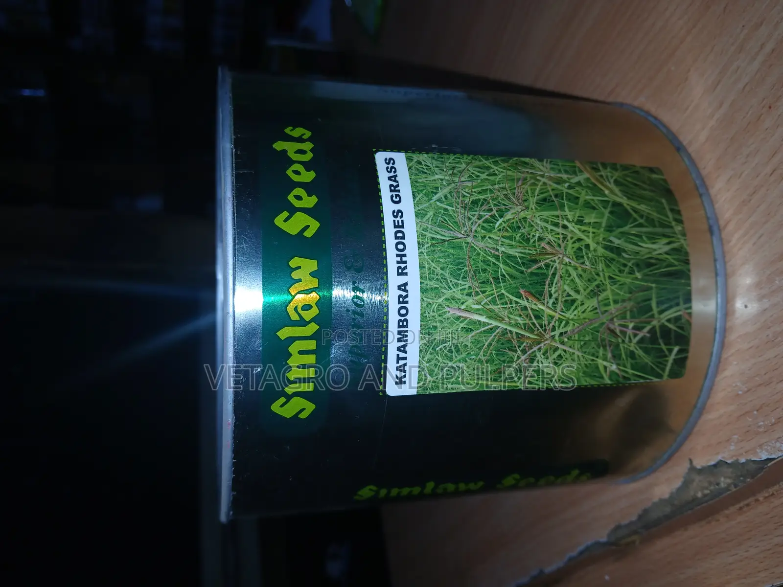 Katambora Rhodes Grass
