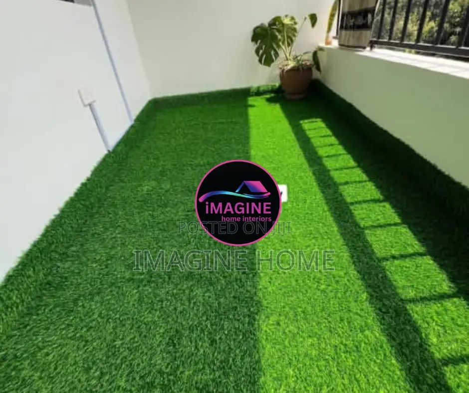 Decorate Smart Floor With Artificial Grass Carpet