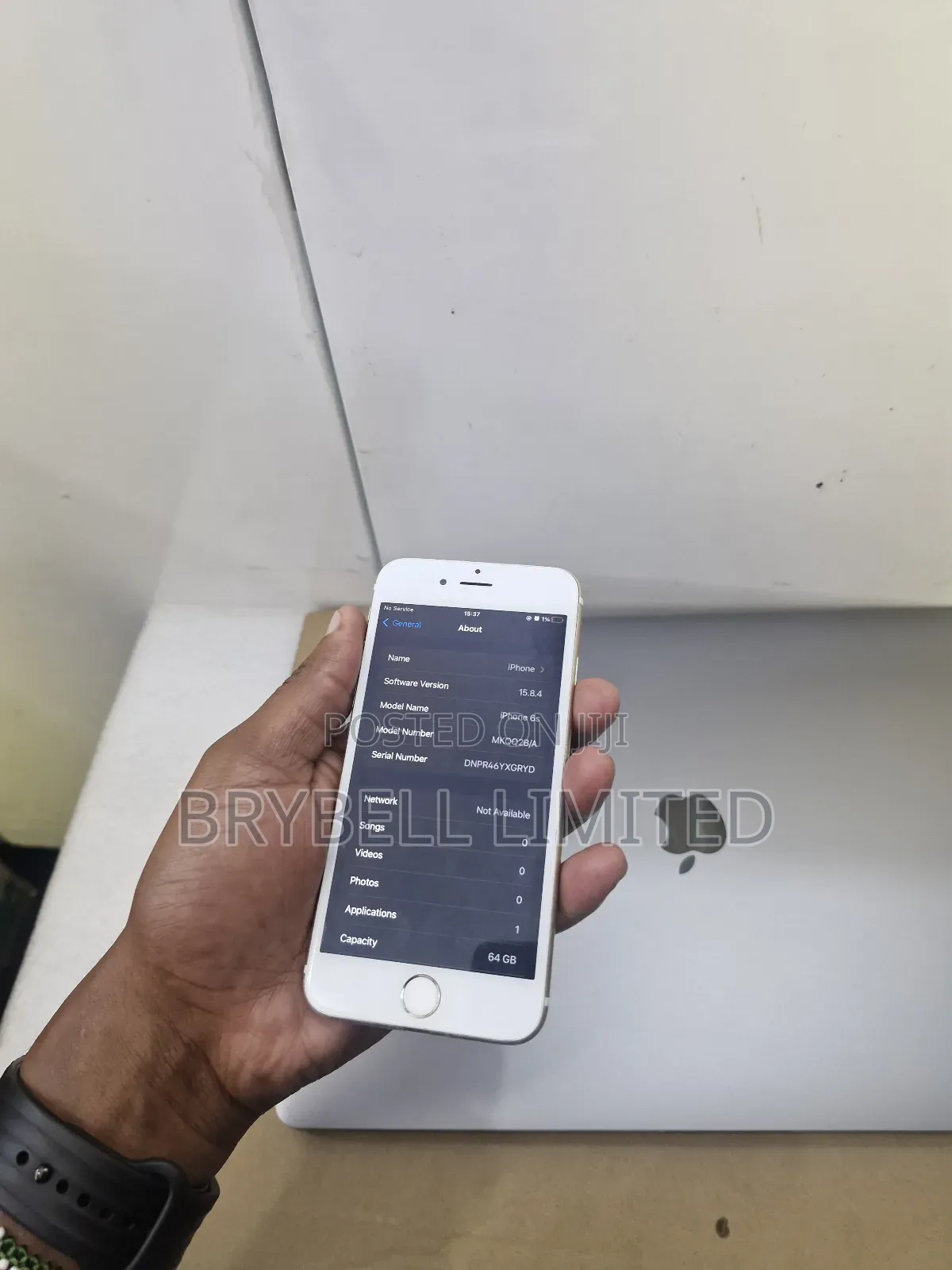Apple iPhone 6s 64 GB Gold