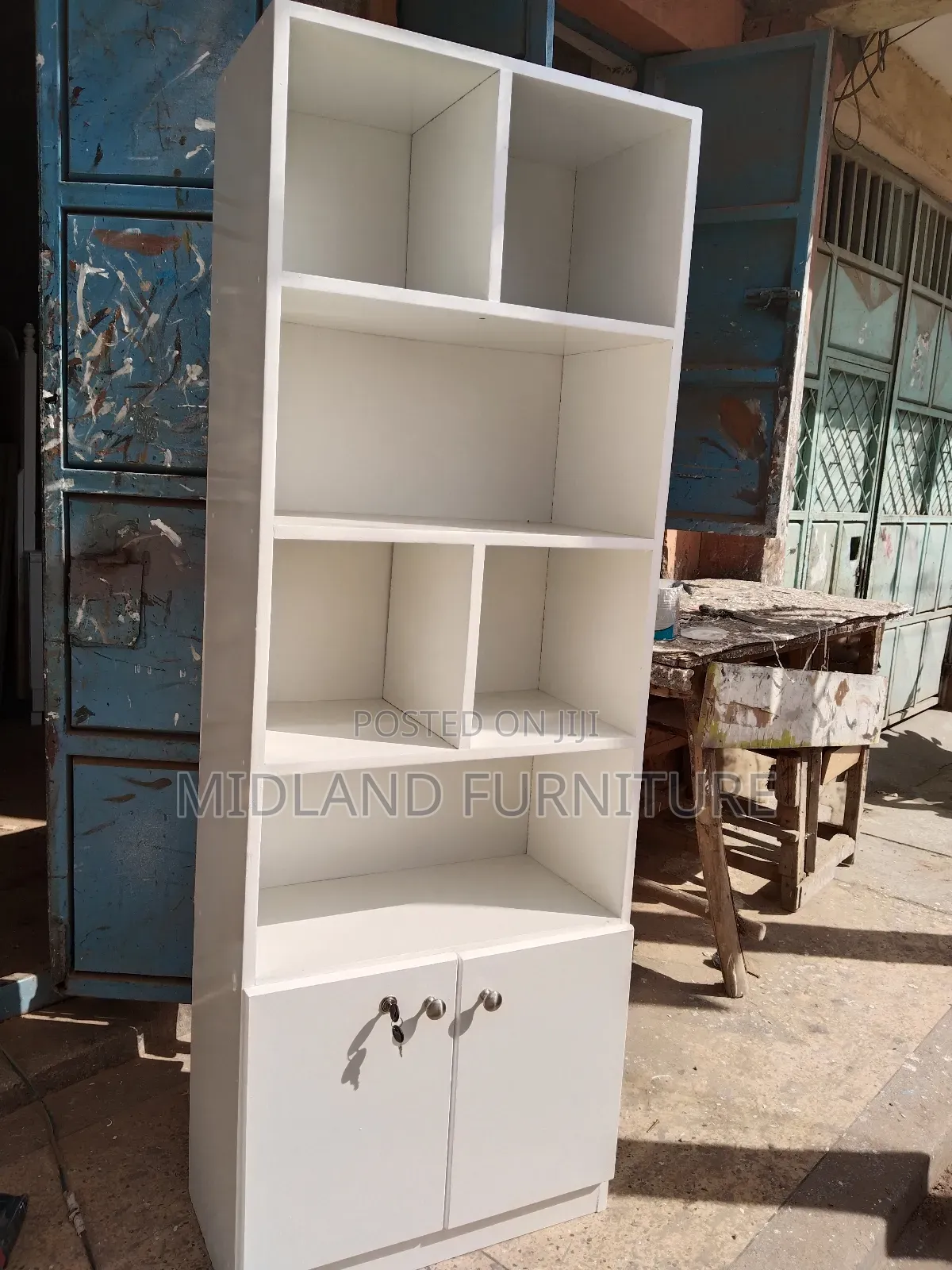 Bookshelf / Book Cabinet / Display Shelf