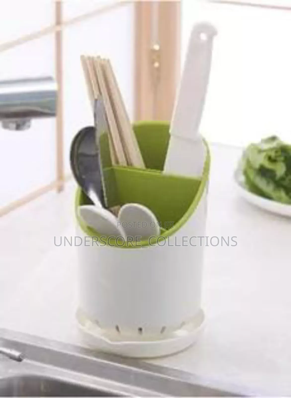 Cutlery Drainer and Organizer With Safe Knife Slot