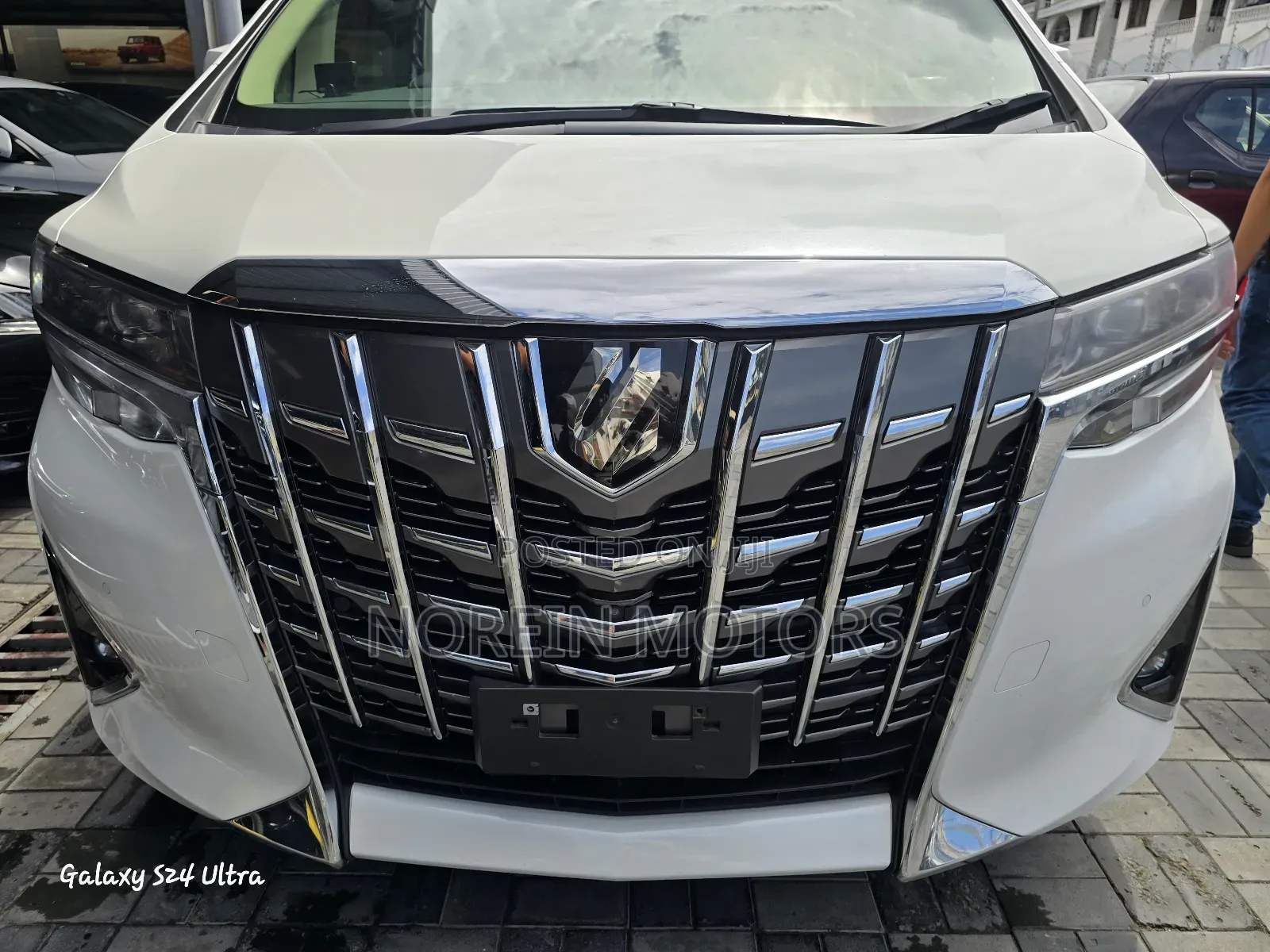 Toyota Alphard 2019 Pearl