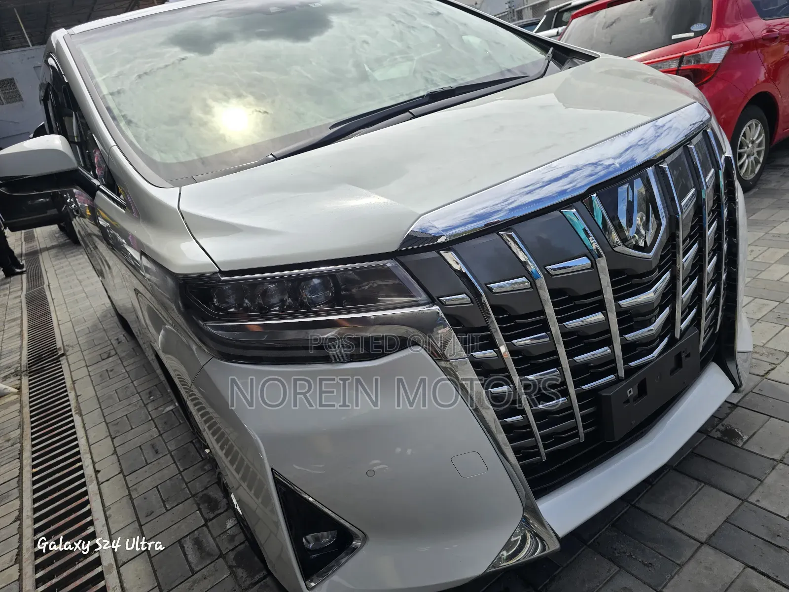 Toyota Alphard 2019 Pearl