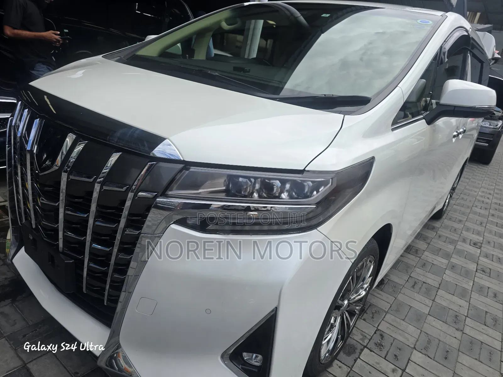 Toyota Alphard 2019 Pearl