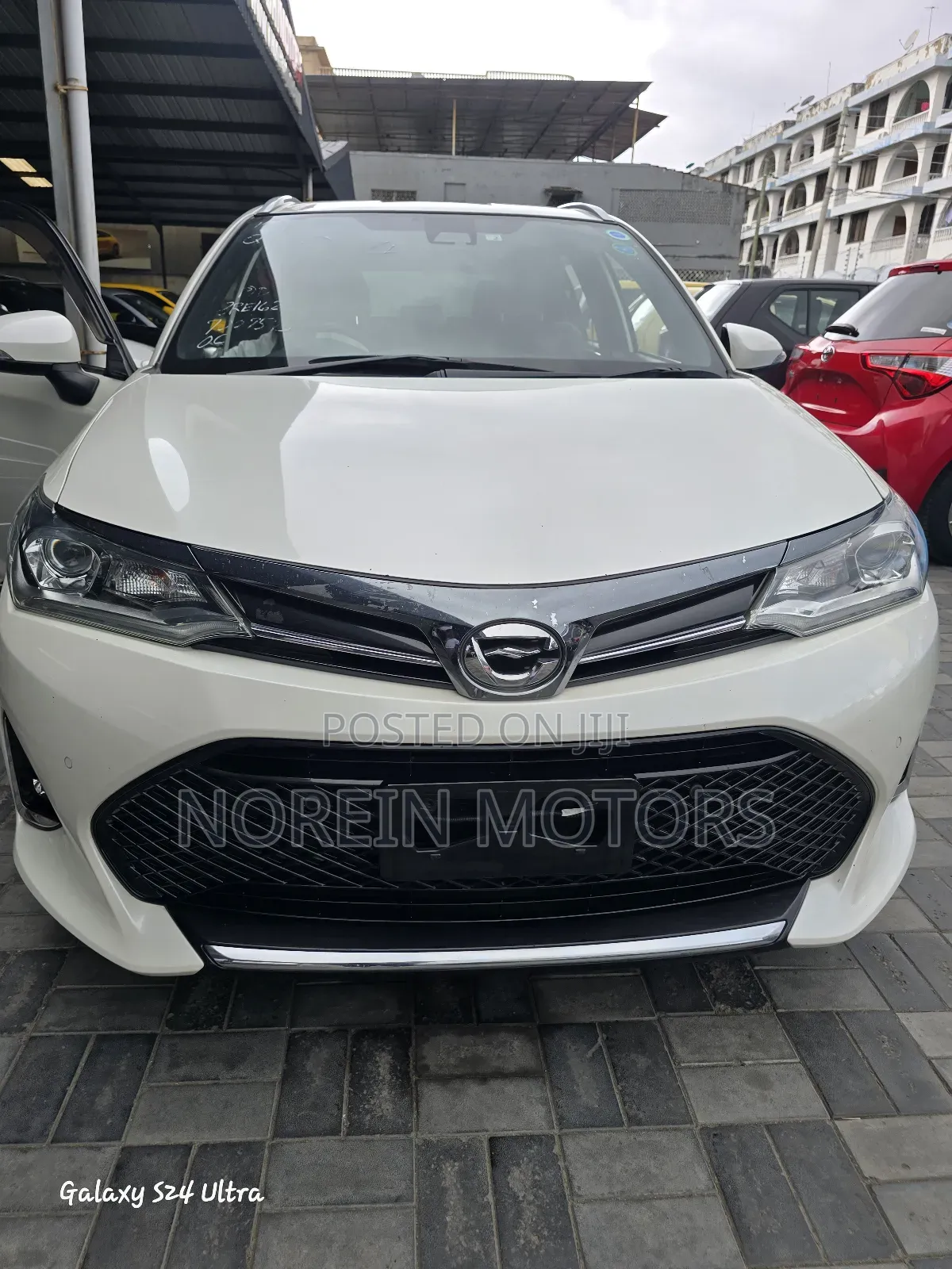 Toyota Corolla Fielder 2018 Pearl