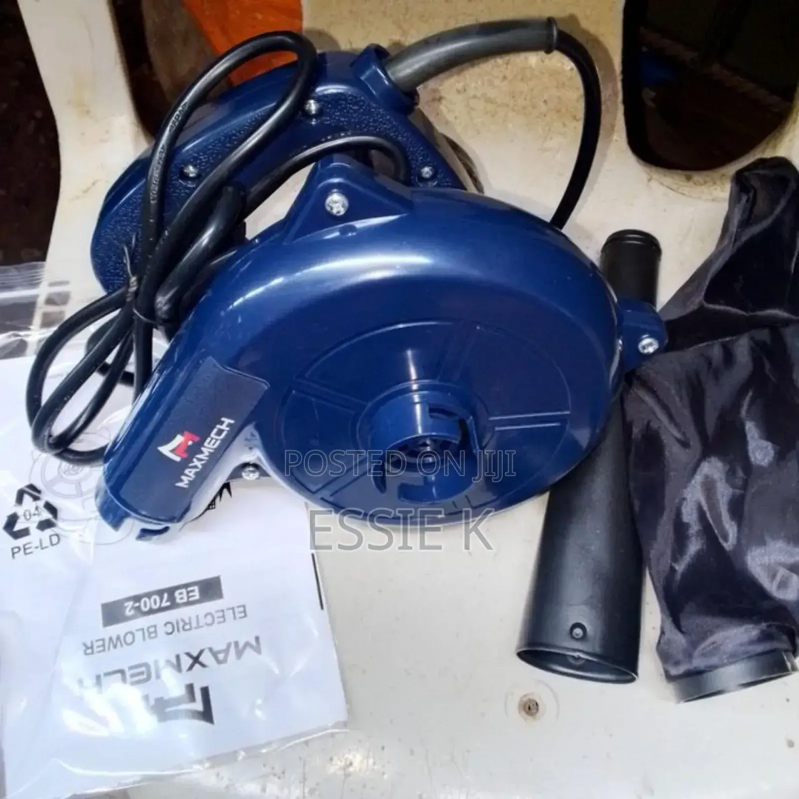 Electric Blower 700w