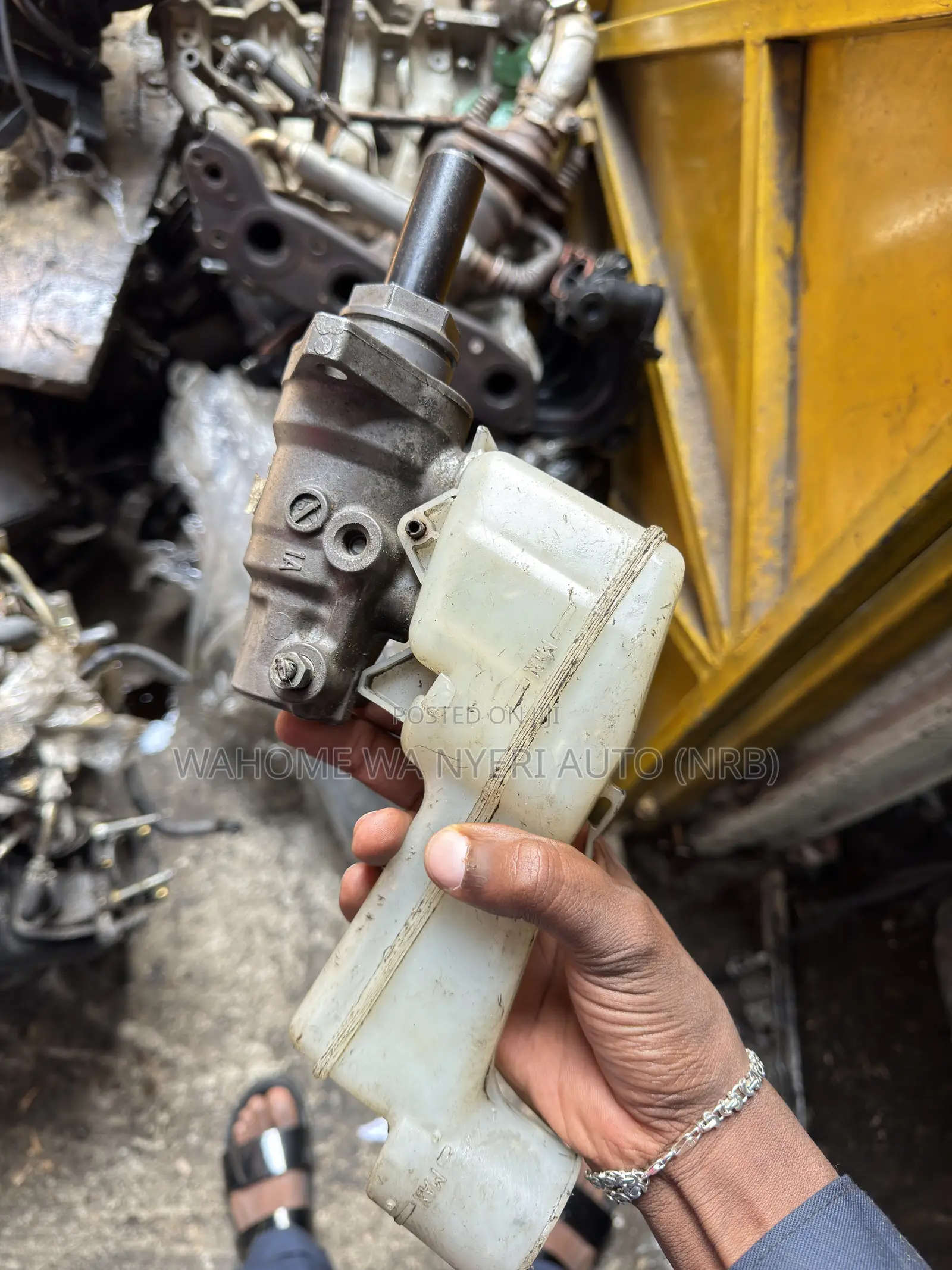Cylinder for Sienta