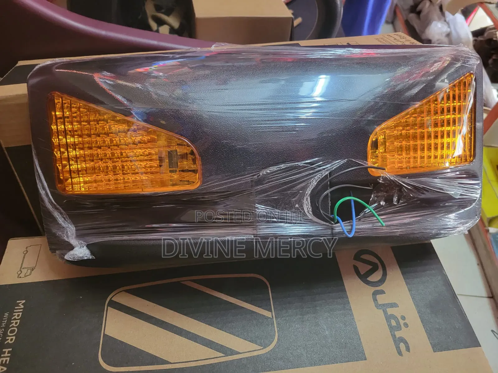 Side Mirror With Lights Signal