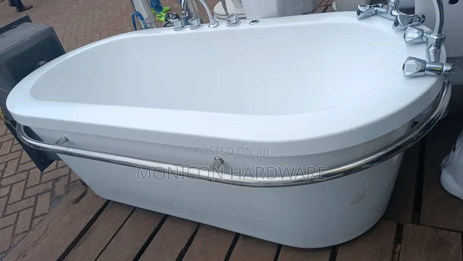 Modern Bathtub