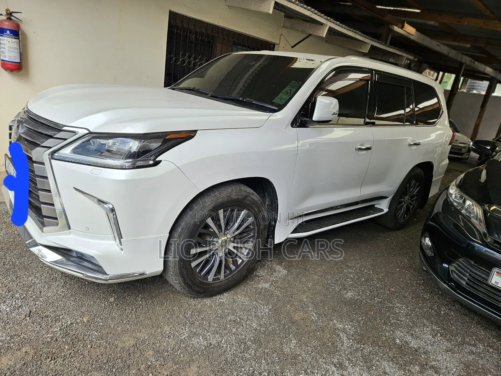 Lexus LX 2018 White
