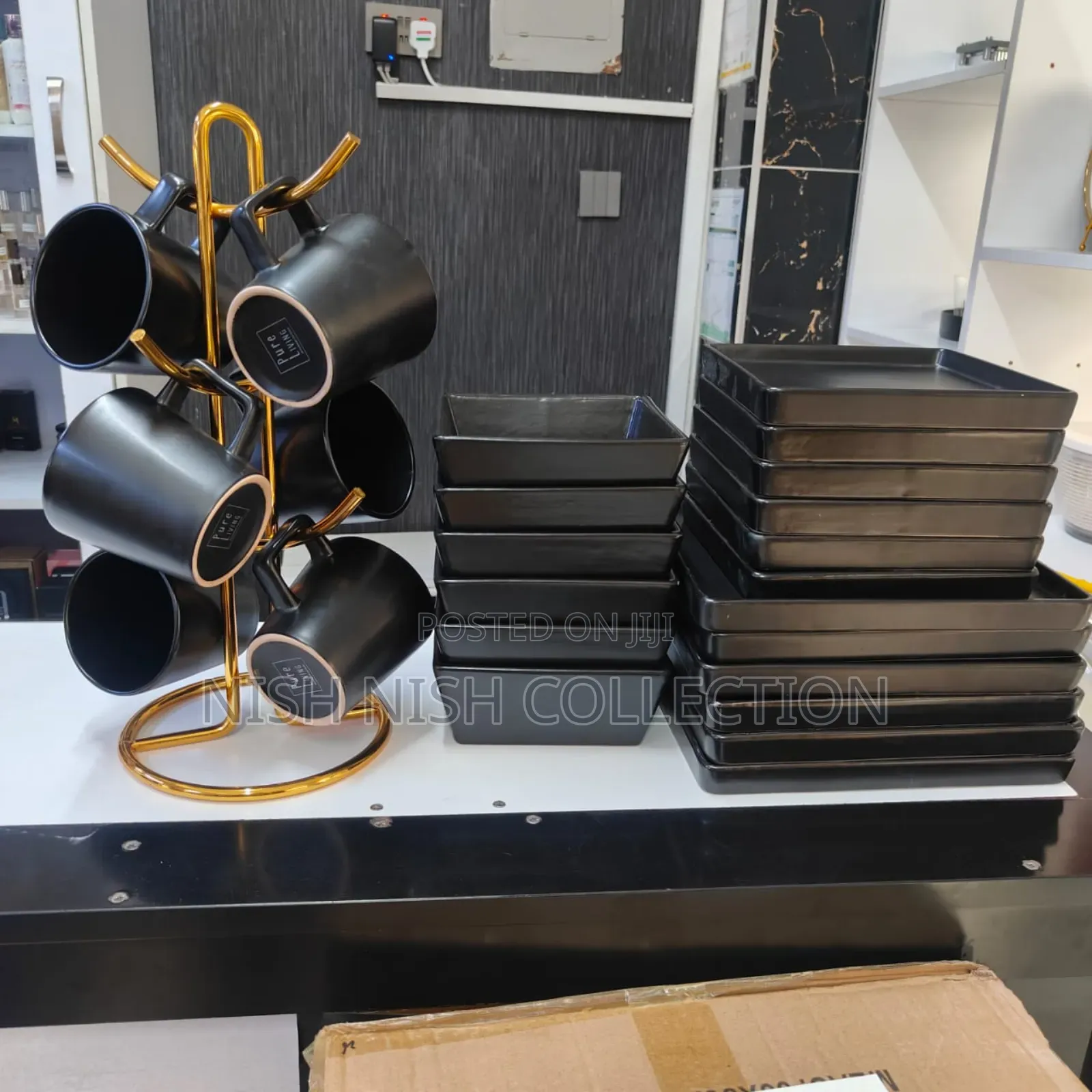 24 Pieces European Style Black Dinner Set