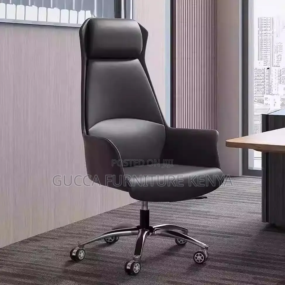 Office Chair: Swivel Stylish Leather Executive Office Chair