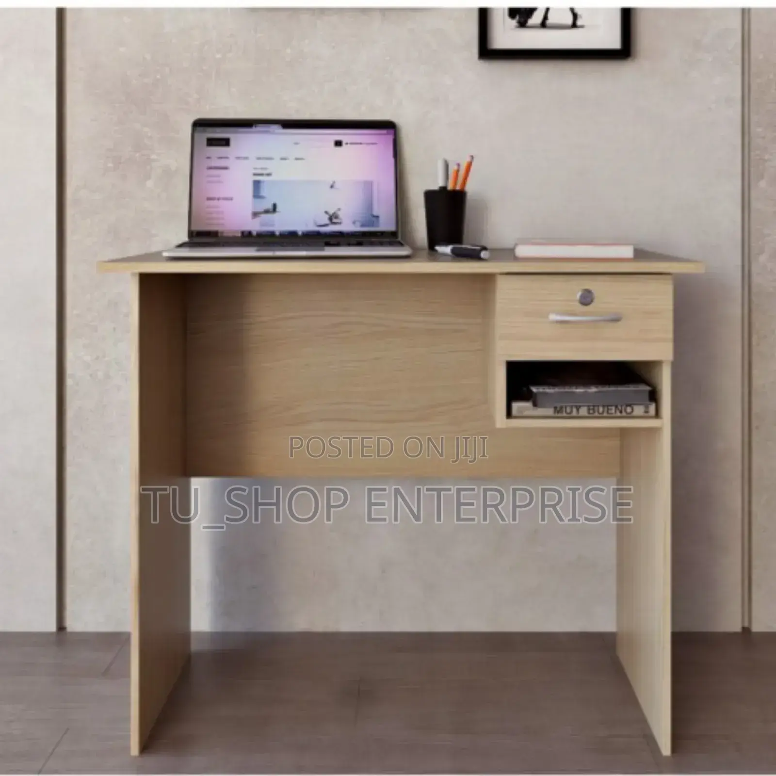*Aneto Office Desk 0.9m White Oak