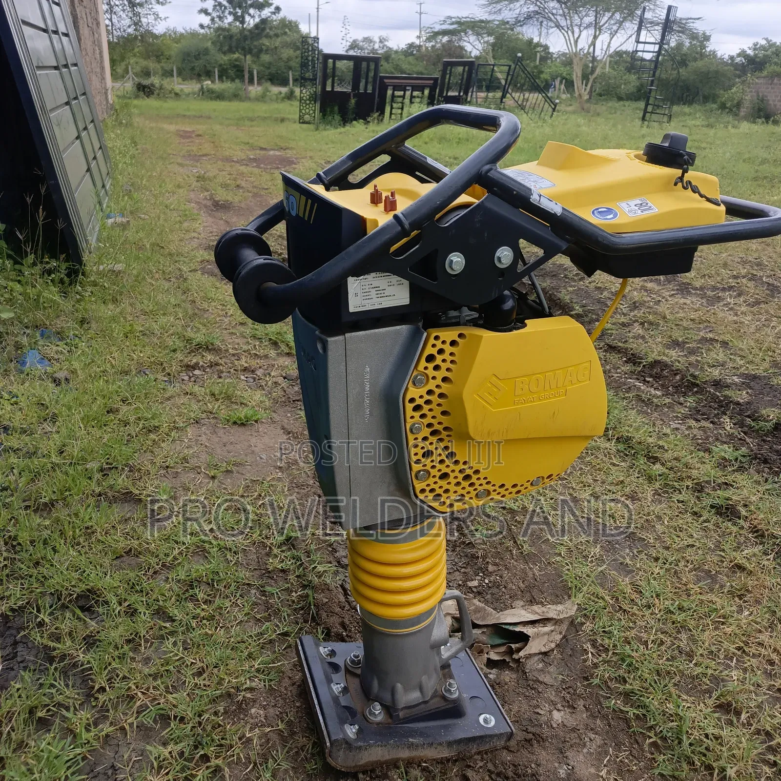 Kangaroo Compactor for Hire – Strong Ready to Work!