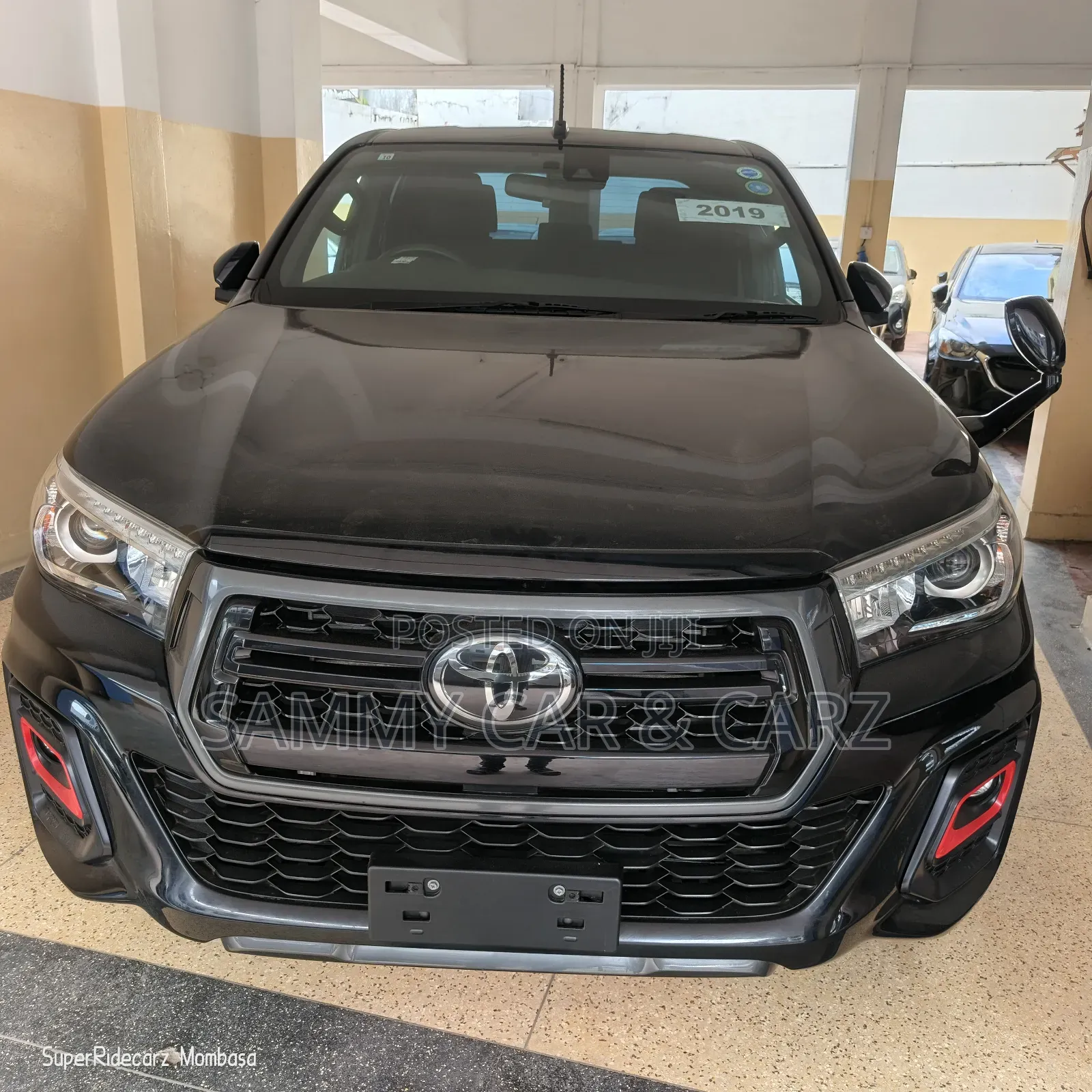 Toyota Hilux 2019 Black