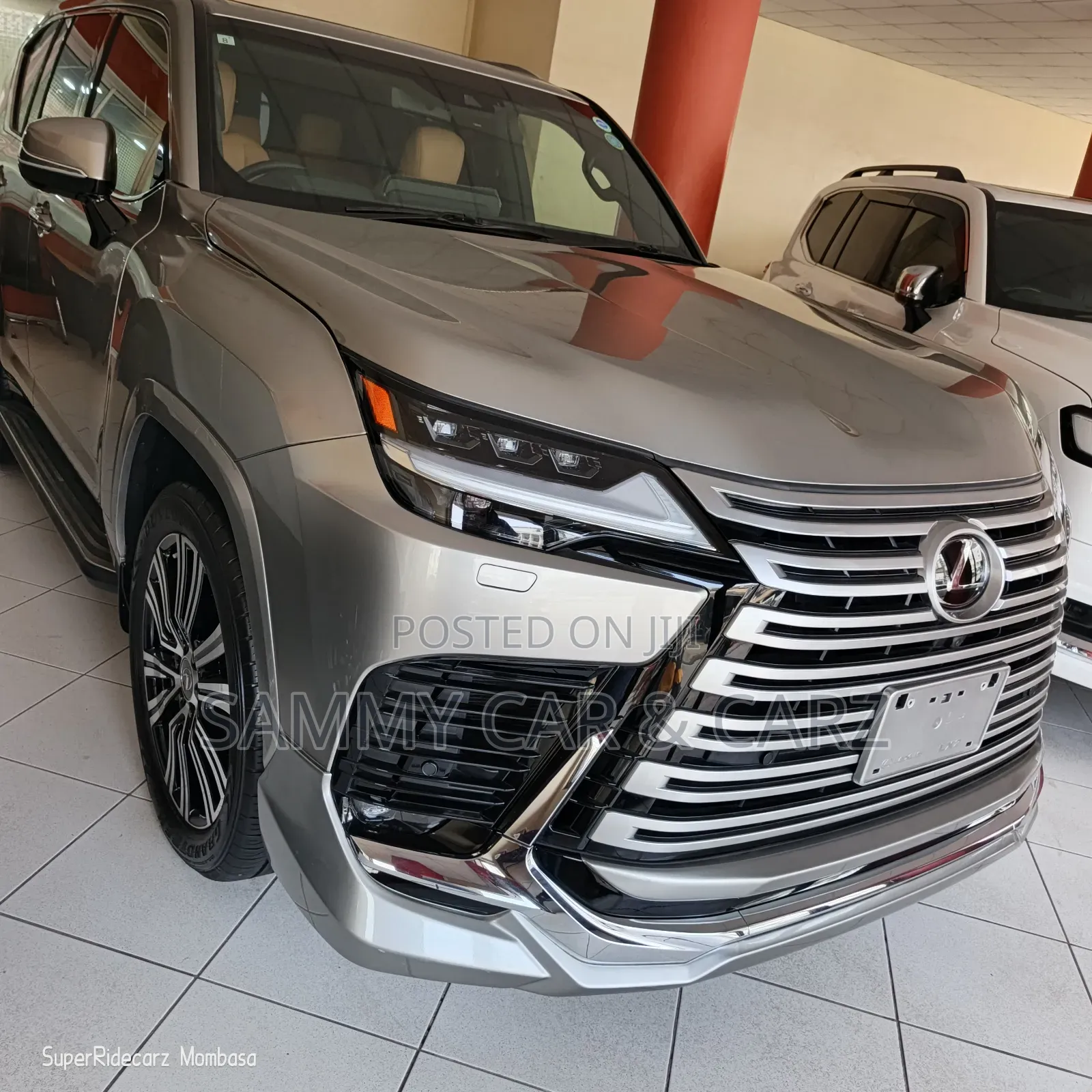 Lexus LX 2023 Gray