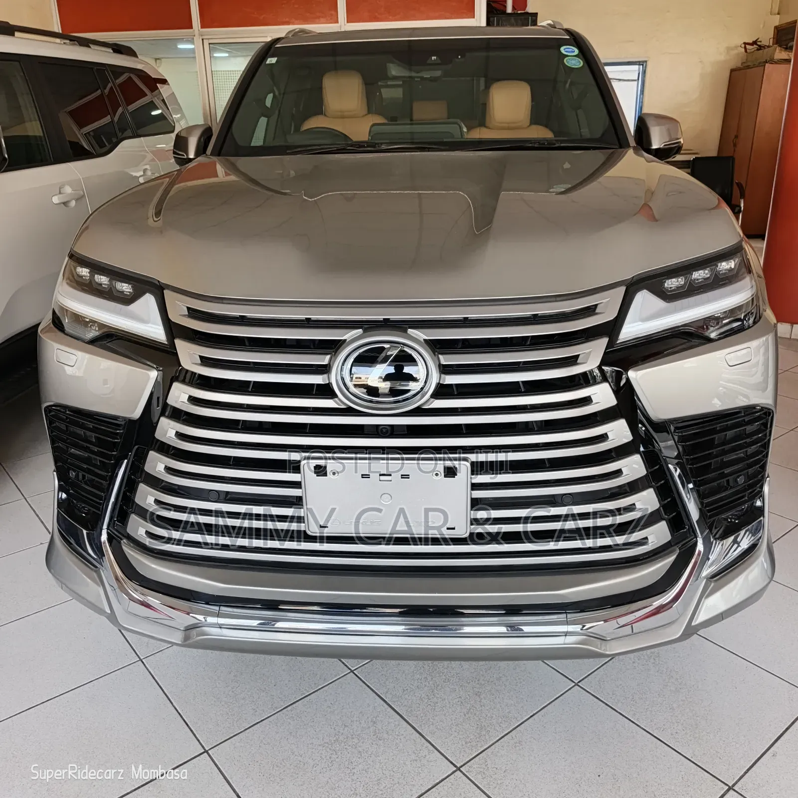 Lexus LX 2023 Gray