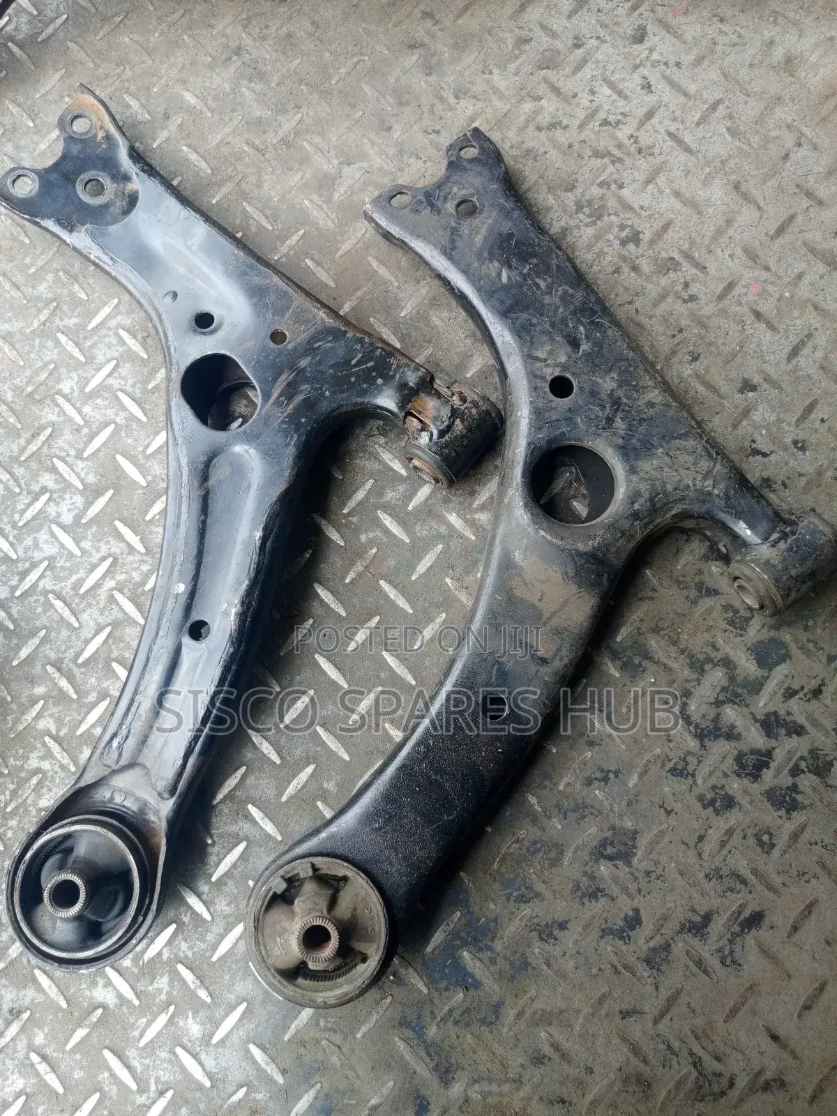 Control Arms Nze/Fielder