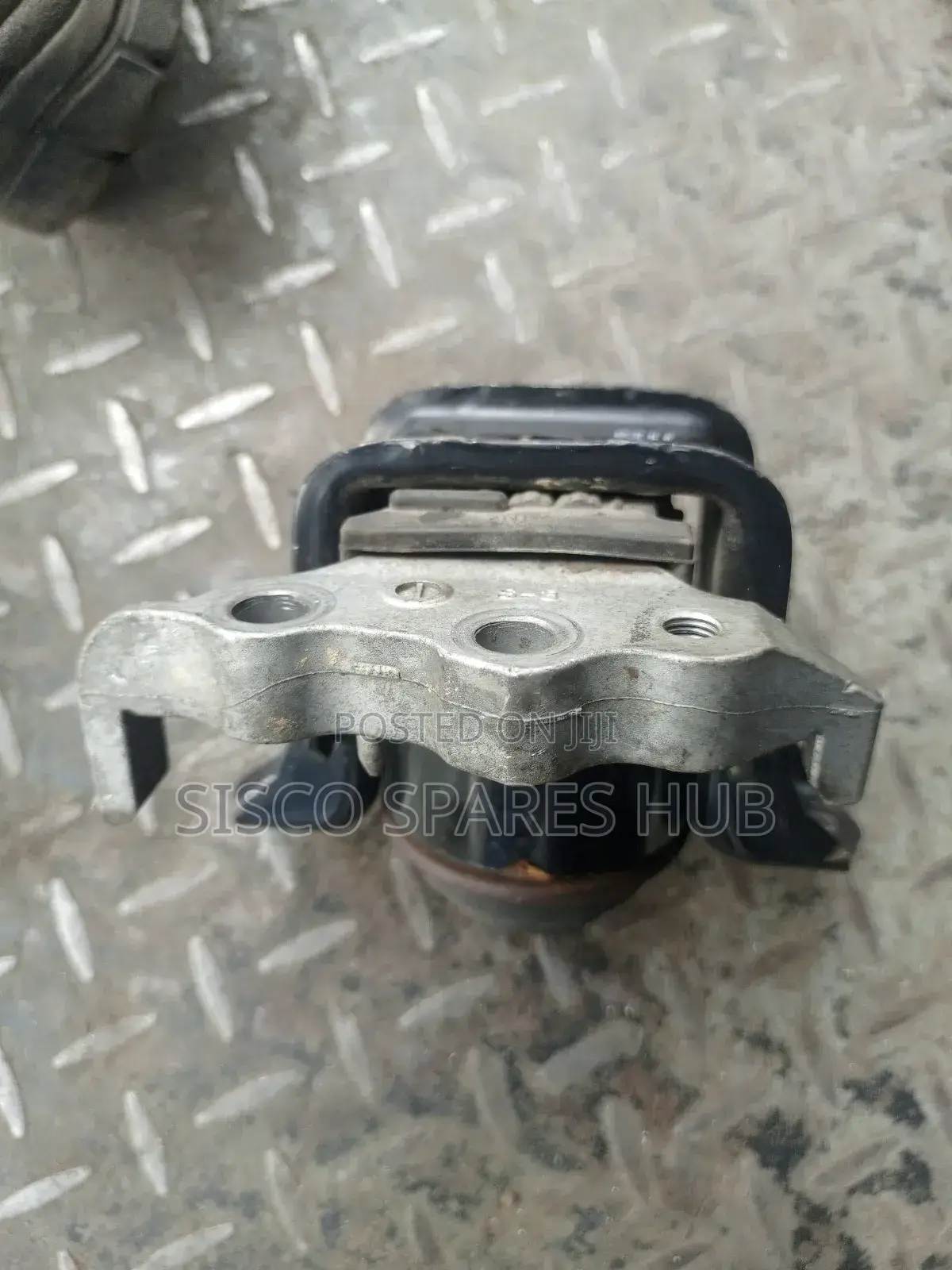 Engine Mounting Daihatsu Mira (2015)