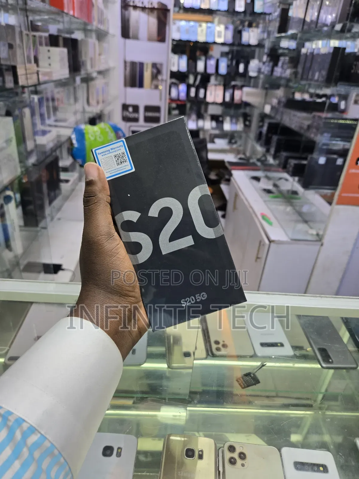 New Samsung Galaxy S20 128 GB Black