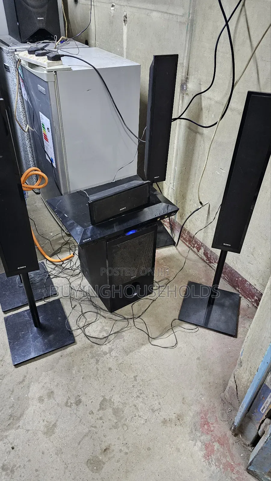 Sony Dz350 Hometheater With Tallboys