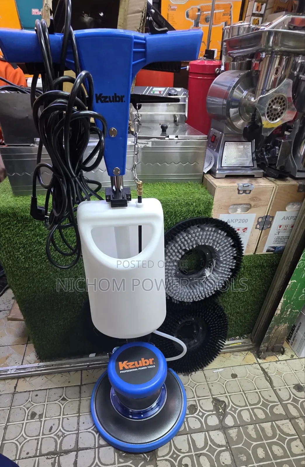 1100watts Kzubr Floor Scrubbing Machine/Floor Scrubber