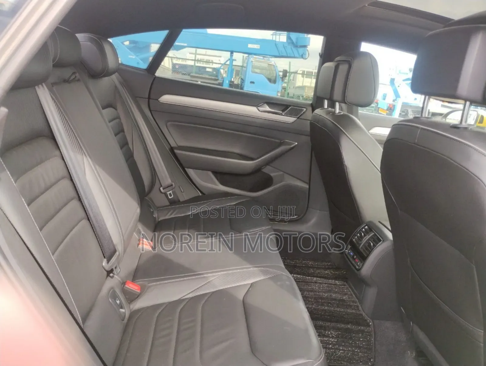 Volkswagen Arteon 2020 Yellow