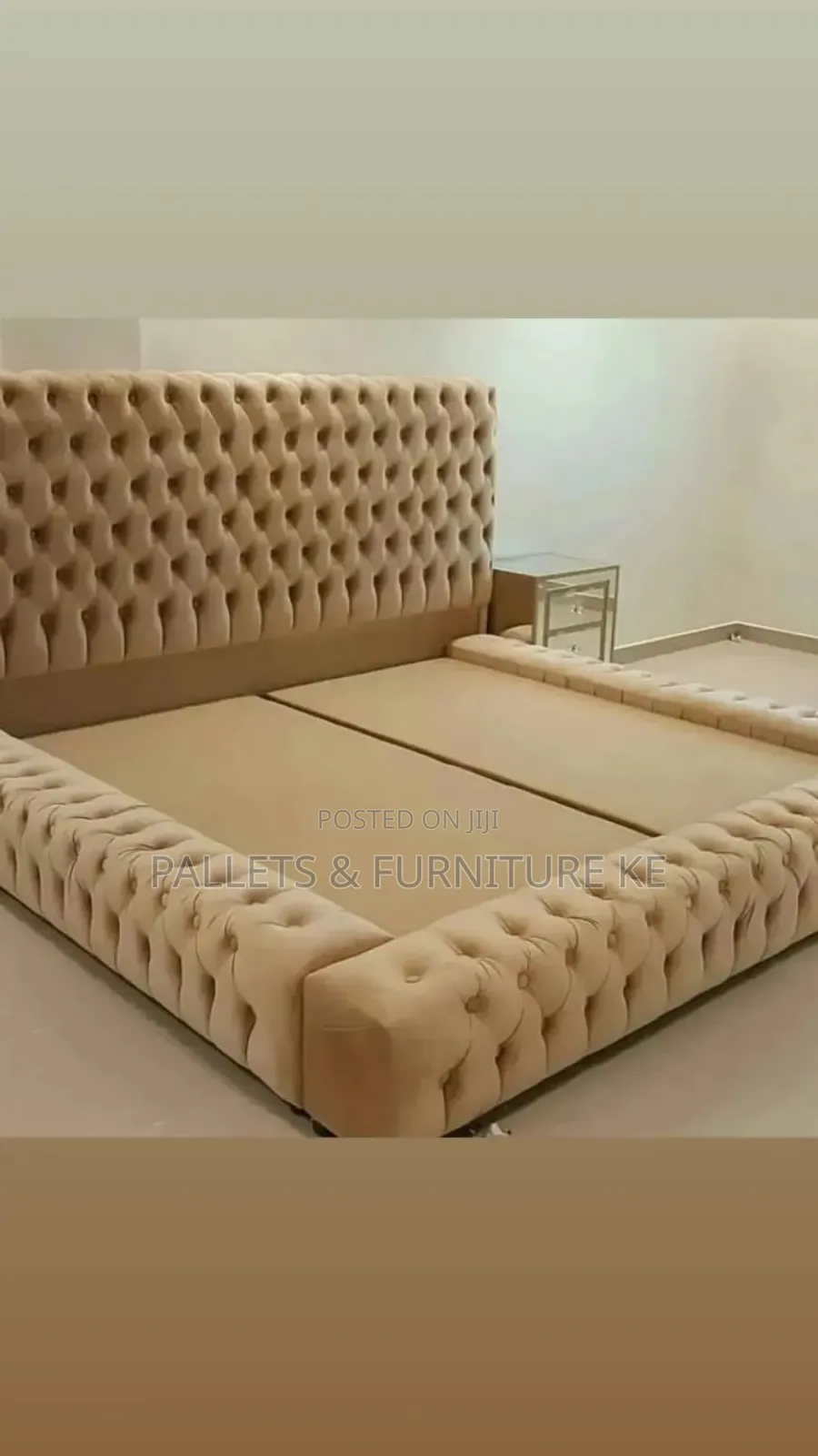 King Size  Panel Plush Velvet Upholstered 6*6
