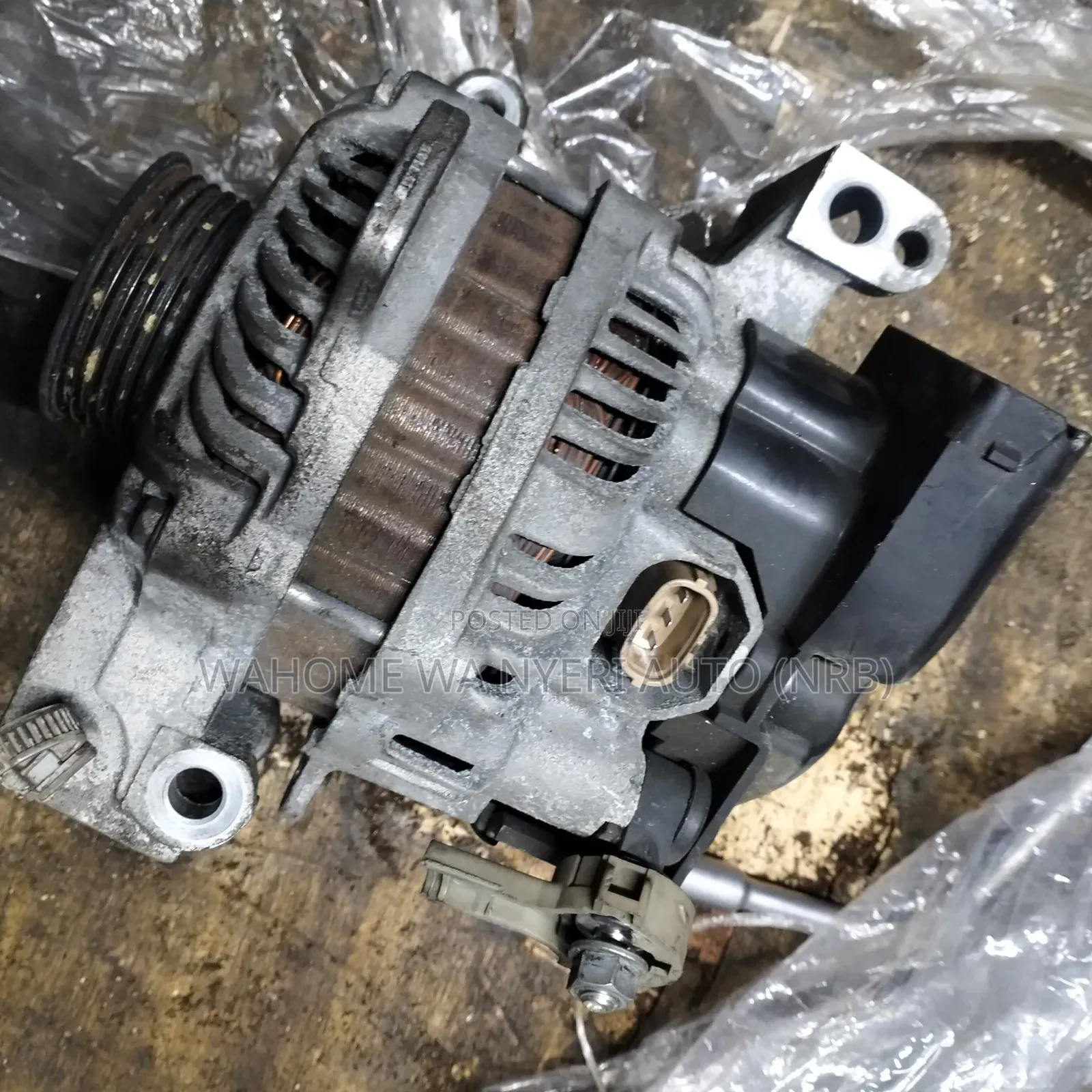 Alternator Mazda Bongo,Vannete L8