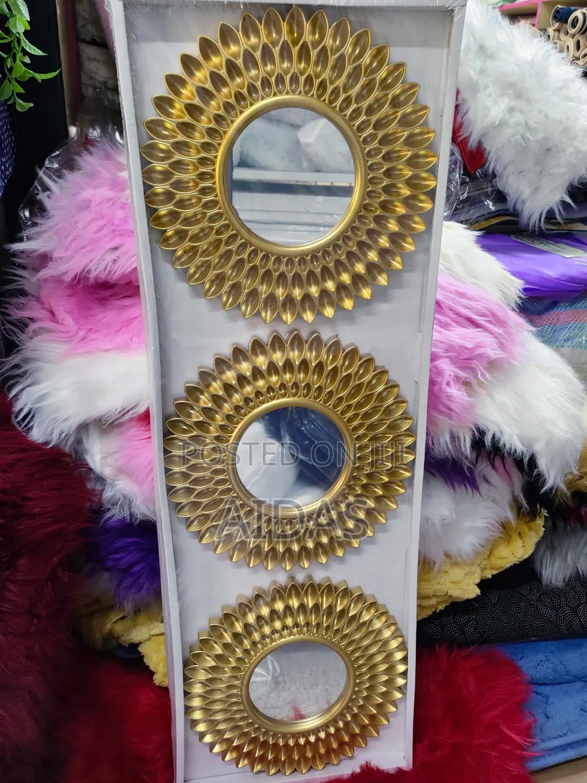 3 PCS Decorative Wall Mirrors – Golden Sunburst Design