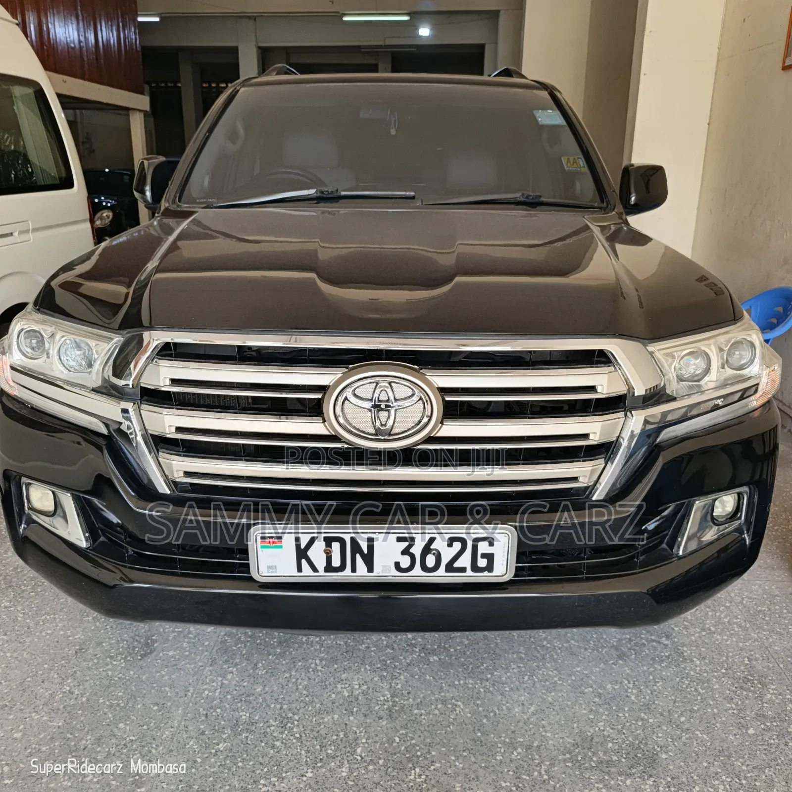 Toyota Land Cruiser 4.5 V8 TD STD 2009 Black