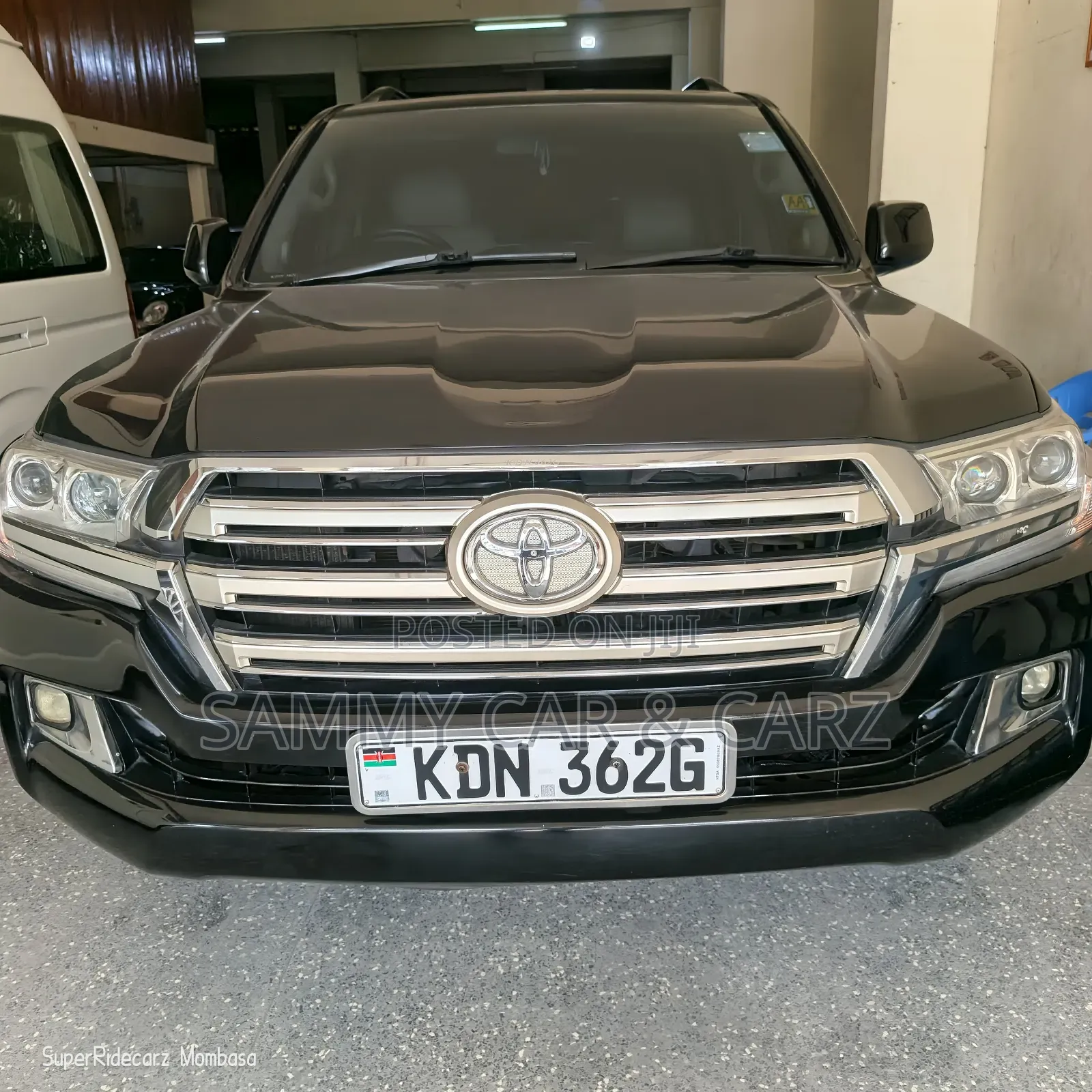 Toyota Land Cruiser 4.5 V8 TD STD 2009 Black