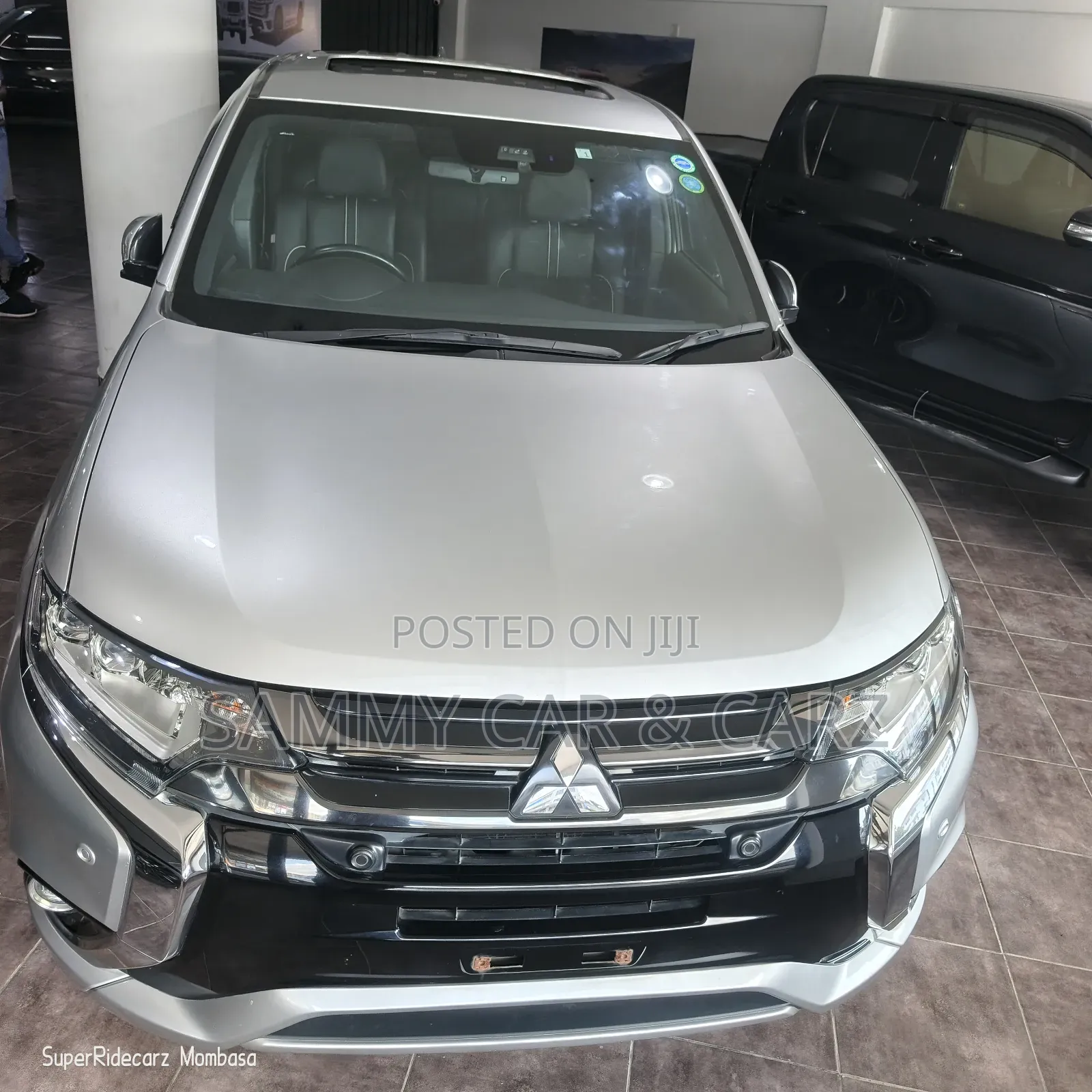 Mitsubishi Outlander 2018 Silver