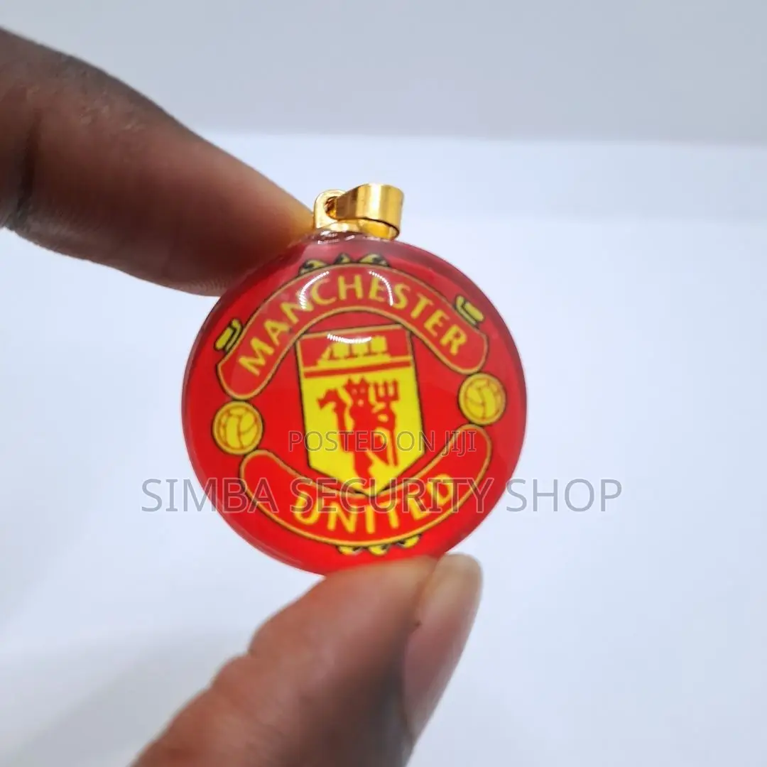 Manchester United Team Logo Necklace Pendant Soccer Gift Fan