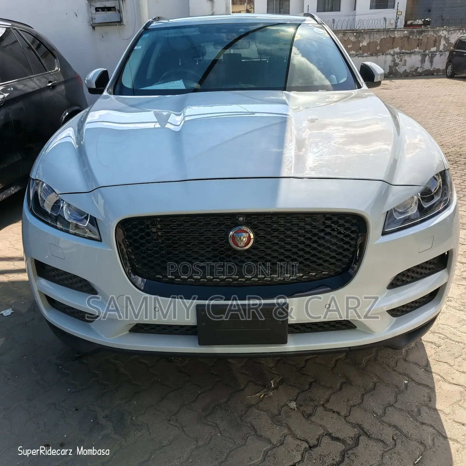 Jaguar E-Pace 2018 White