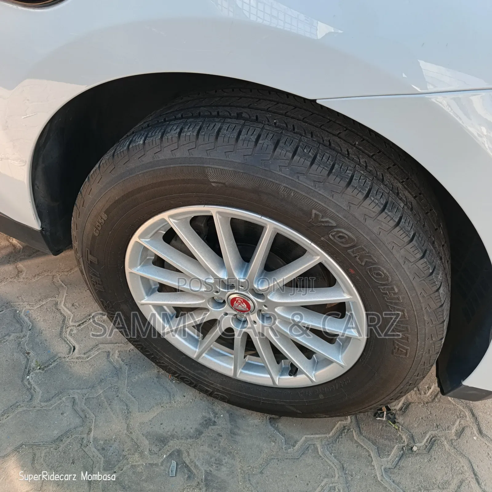 Jaguar E-Pace 2018 White