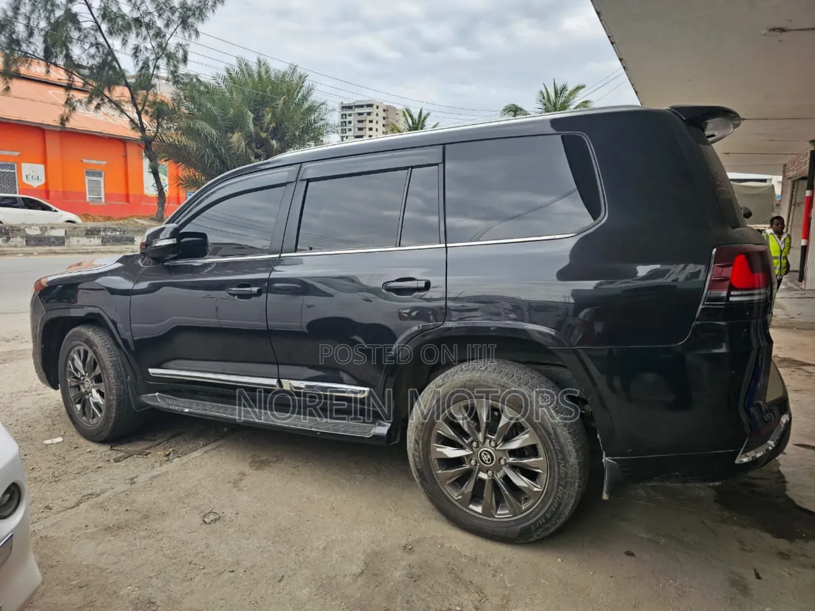 Toyota Land Cruiser 2024 Matt Black