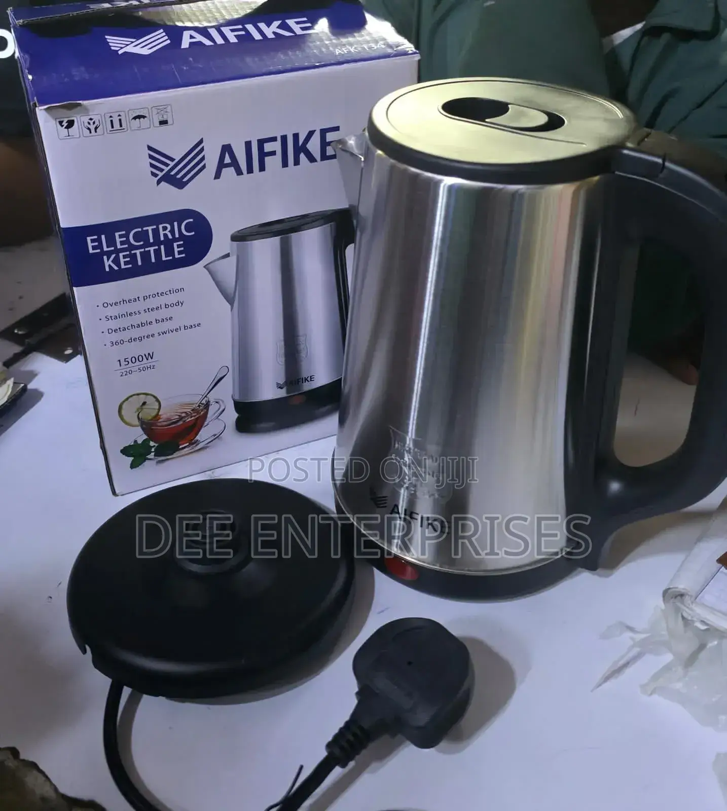 1 .8l Aifikebl Automatic Electric Kettle