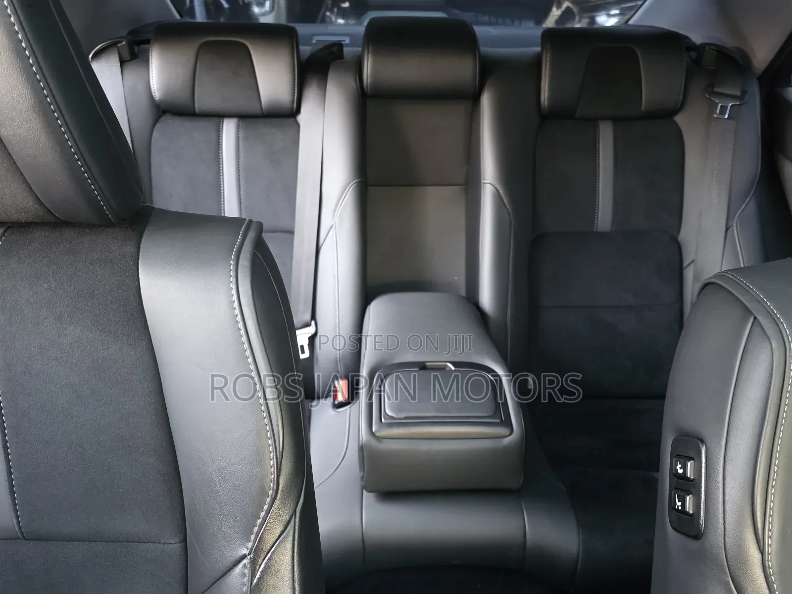 Toyota Crown 2018 Black