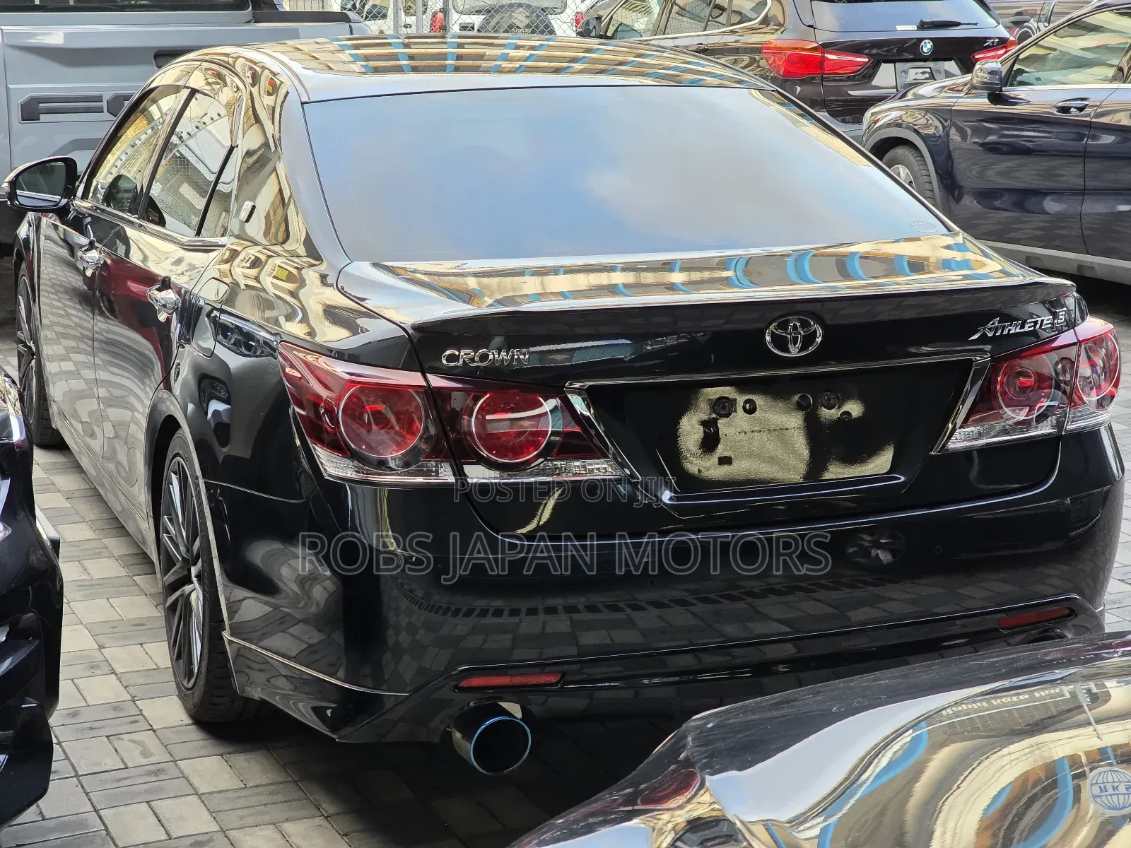 Toyota Crown 2018 Black