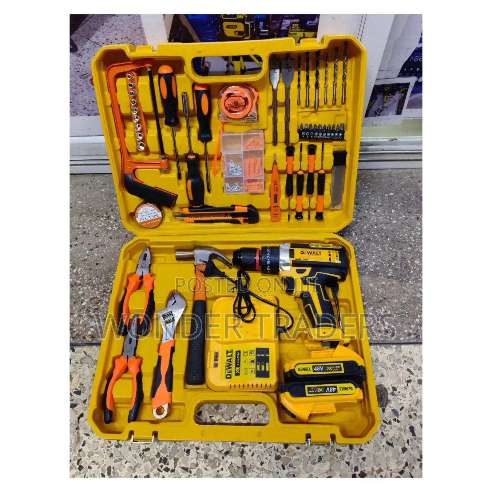 Dewalt Cordless Drill 
48v
Metallic Chuck