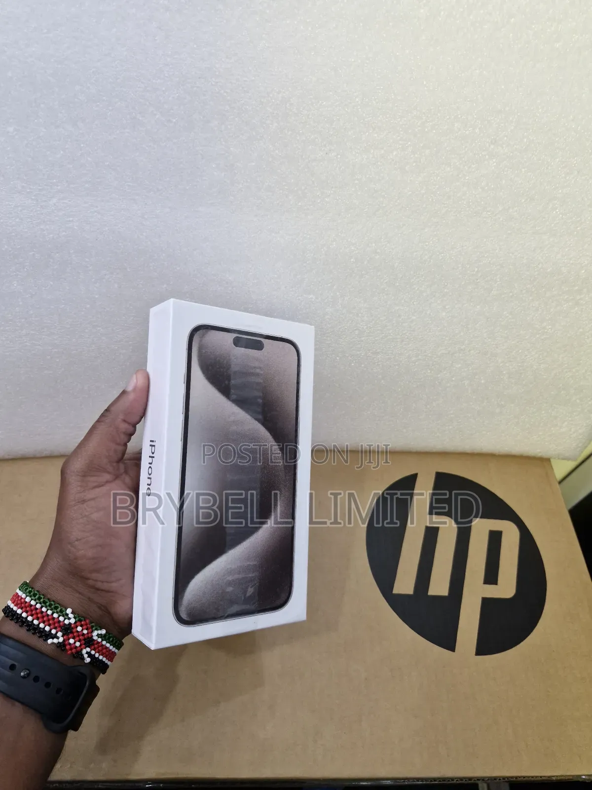 New Apple iPhone 15 Pro Max 256 GB White