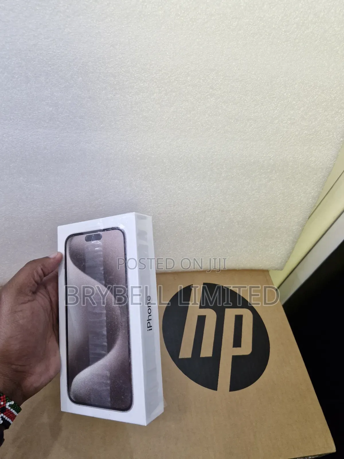 New Apple iPhone 15 Pro Max 256 GB White