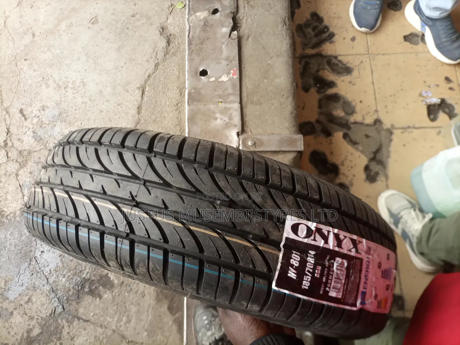 195/70r14 Onyx Tyres