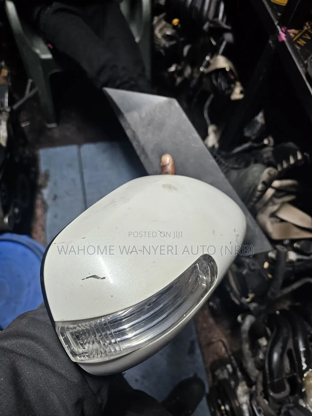 Side Mirror Isis With Indicator