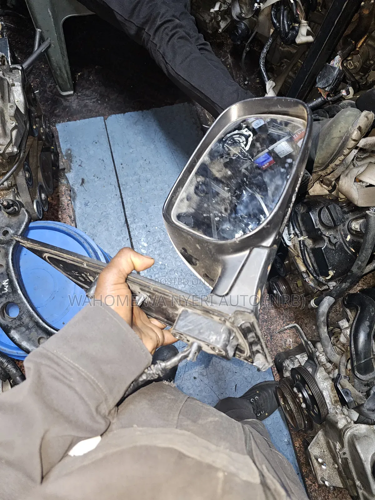 Side Mirror Isis With Indicator