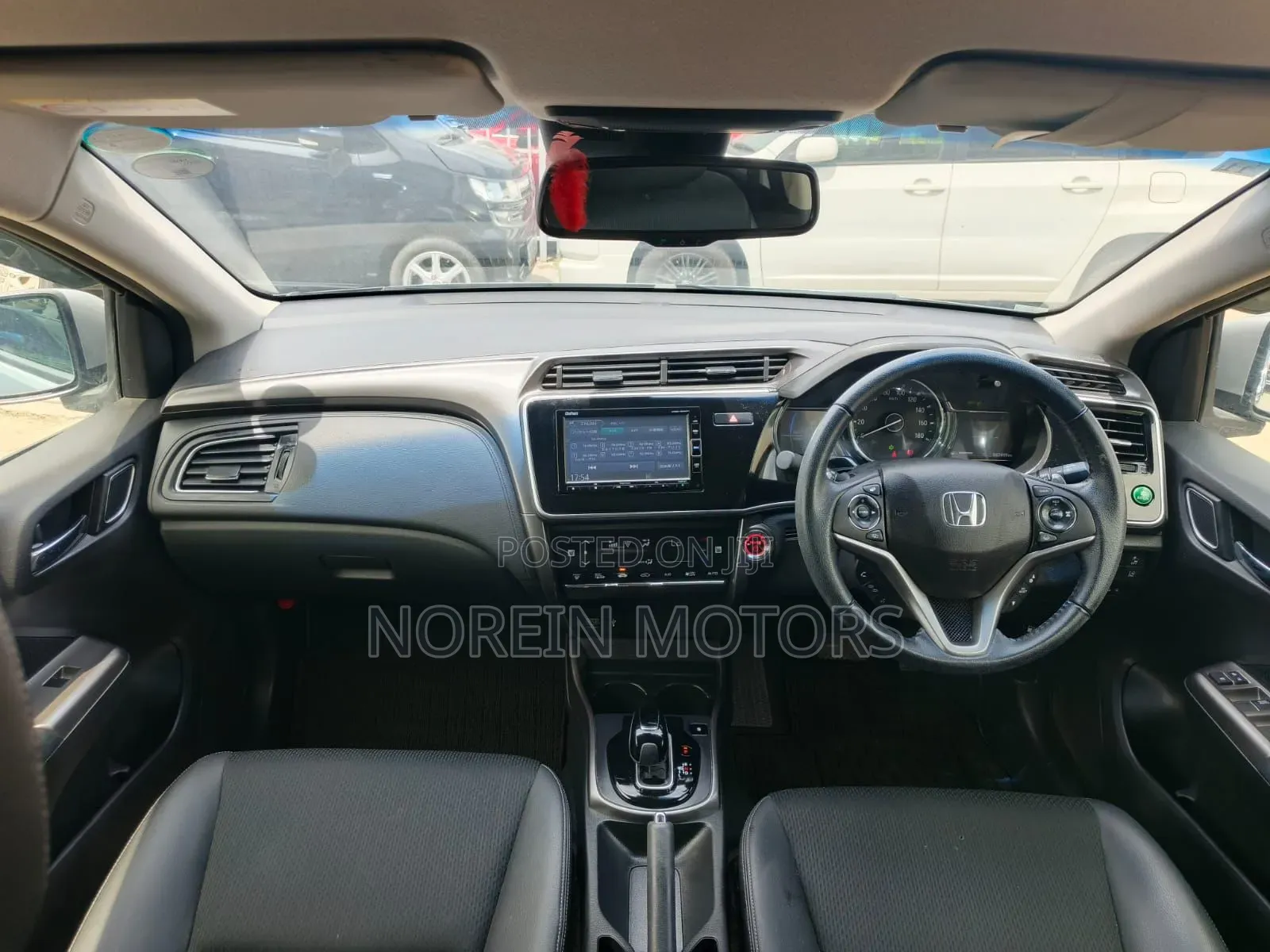 Honda Jade 2018 Gray